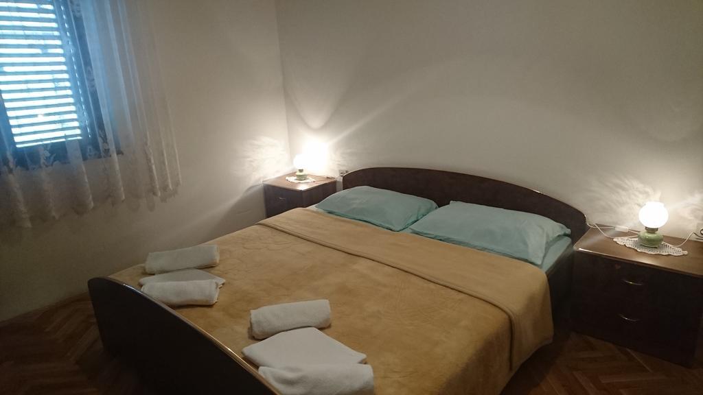 סנג' Apartment Leona מראה חיצוני תמונה