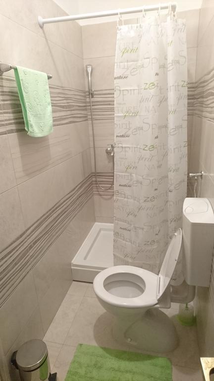 סנג' Apartment Leona מראה חיצוני תמונה